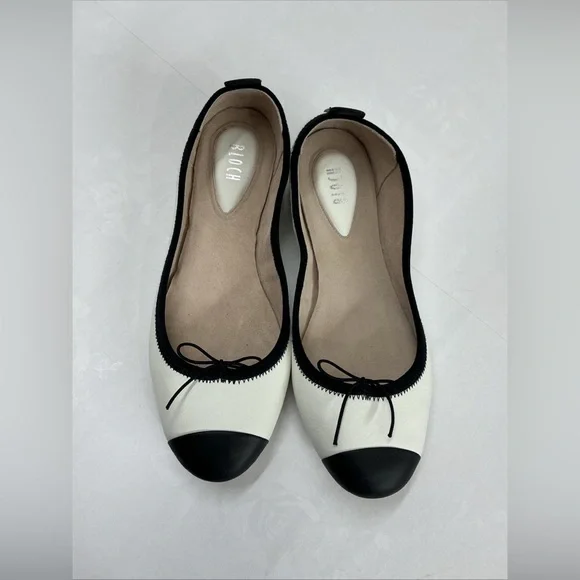 Bloch Women's Cream and Black Cap Toe Flats - Picture 1 of 5